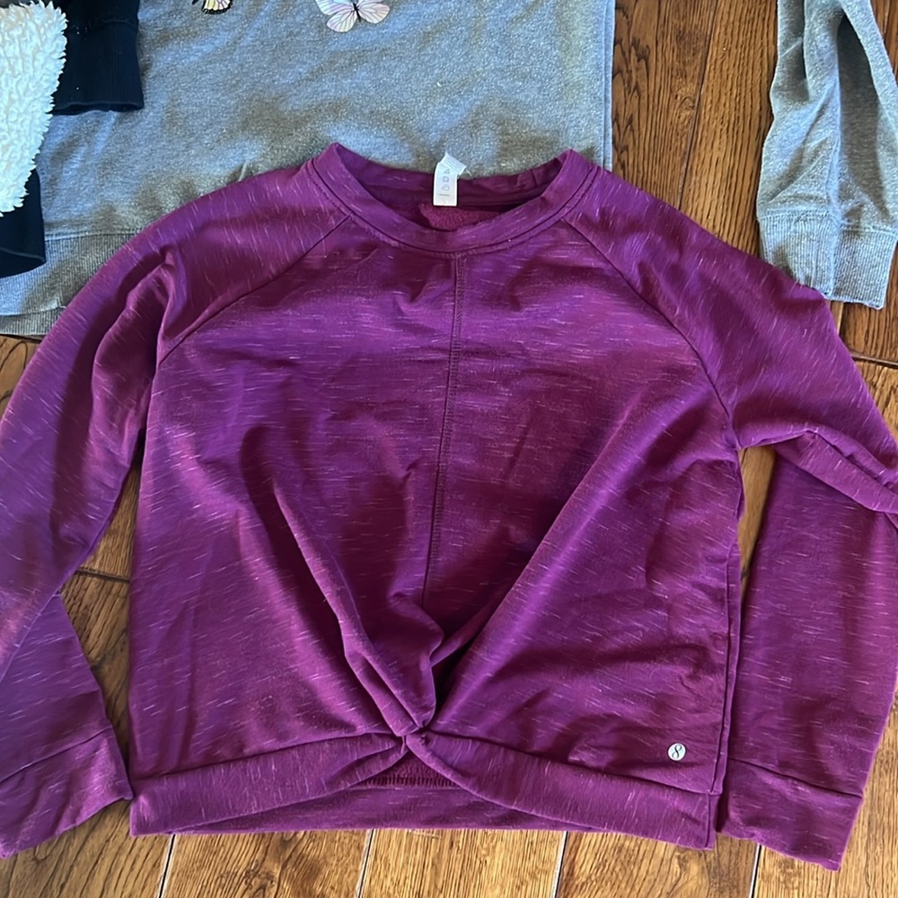 Bundle of 4 sweatshirts/hoodies size large 10/12 - Picture 4 of 4